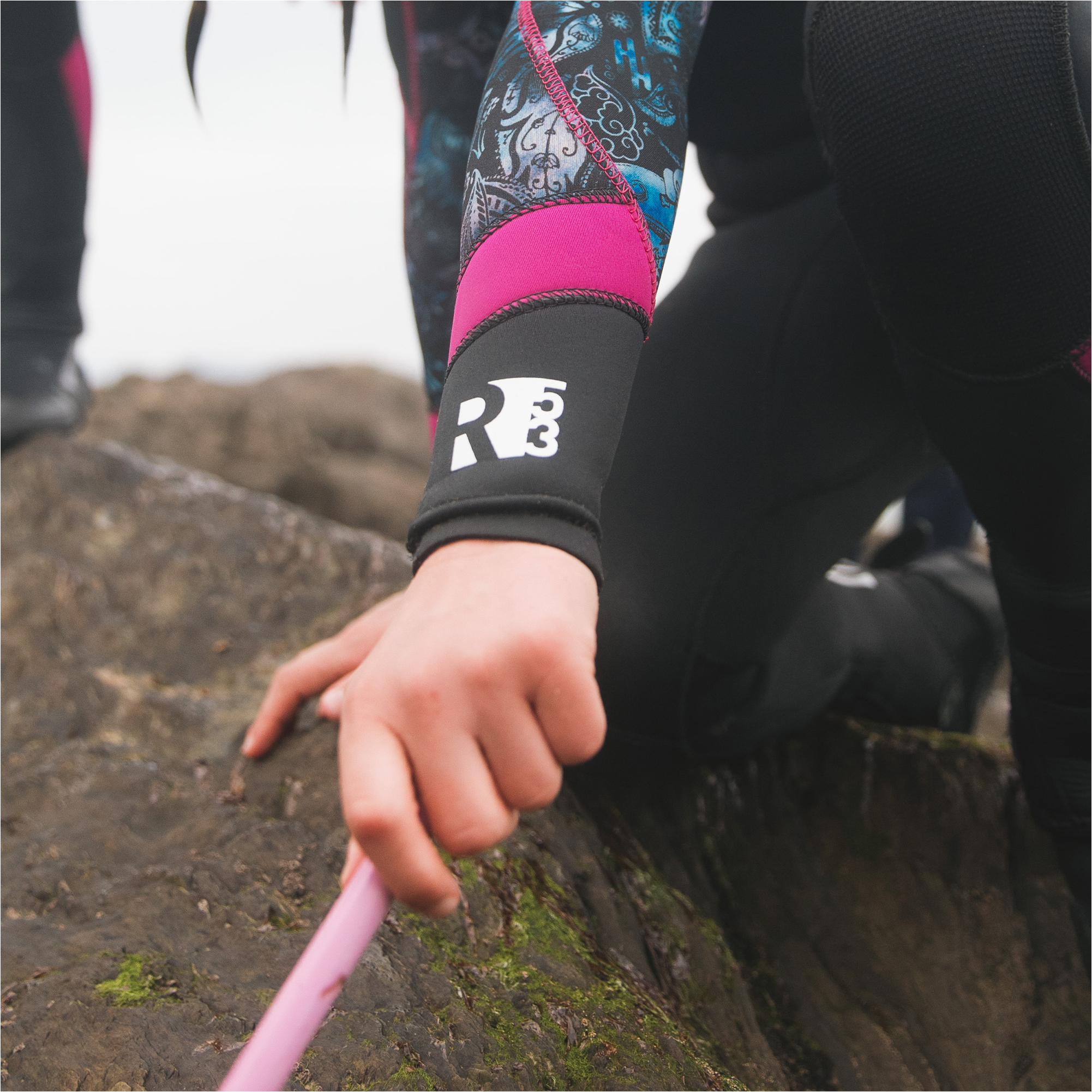 2025 Gul Junior Response 5/3mm GBS Back Zip Wetsuit RE1278-C1 - Jet / Boteh